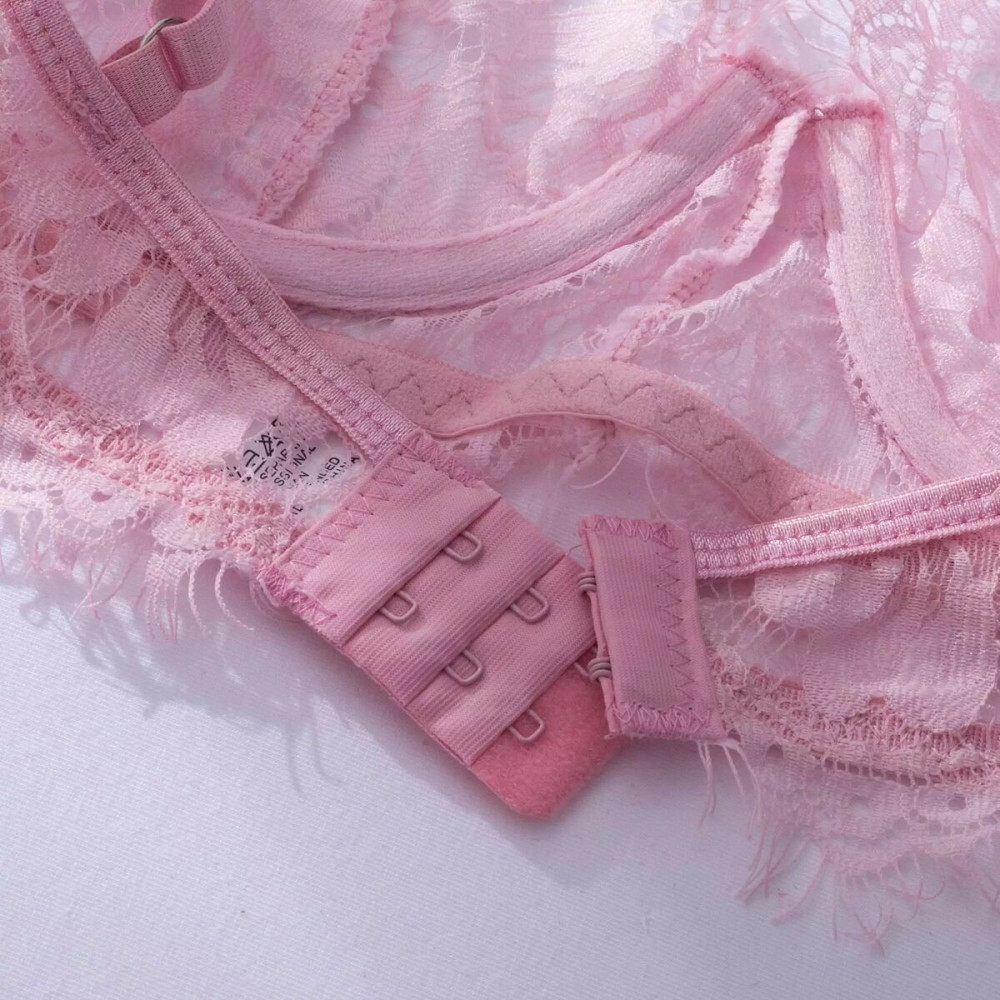 MYRA Ροζ δαντελένιο σετ σουτιέν με μπανέλα, ζαρτιέρες και ασορτί στρίνγκ