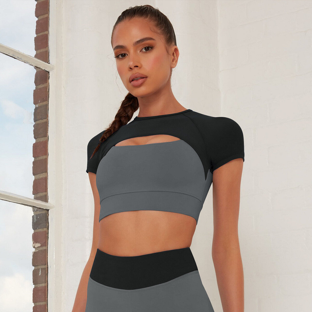 LORENA Αθλητικό διπλό κοντομάνικο κροπ μπουστάκι με μανικάκια και άνοιγμα στο μπούστο