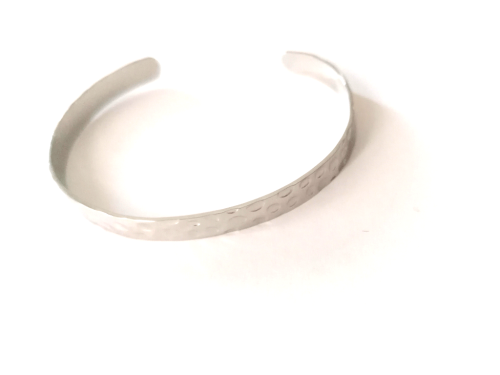 Γυναικείο βραχιόλι βέργα από ανοξείδωτο ατσάλι σφυρήλατο