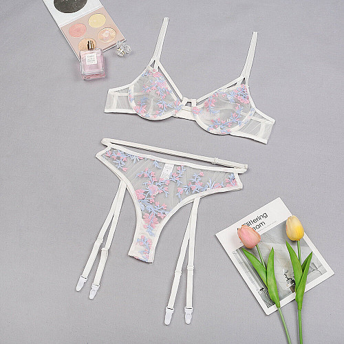 ROSA Ημιδιάφανο λουλουδάτo Σετ εσωρούχων 3 τμχ με ζαρτιέρες στο εσώρουχο