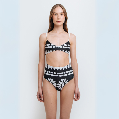 ETHNIC BLOOM σετ 3 τεμαχίων μαγιό μπικίνι με παρεό σε λουλουδάτο ασπρόμαυρο μοτίβο