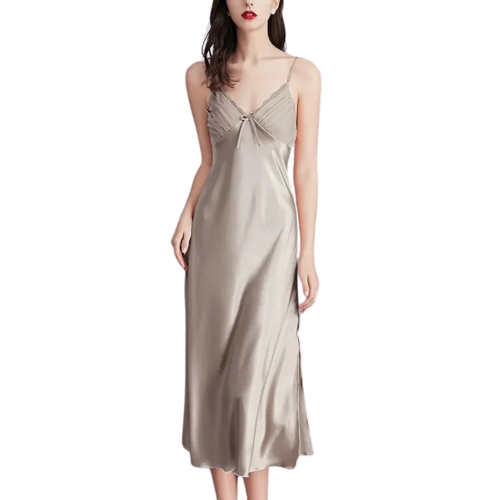 ANIKA Σατέν υφής μάξι νυχτικό με λεπτές τιράντες, βαθύ σουρωμένο μπούστο με φιογκάκι & ελαφρώς μεσάτο