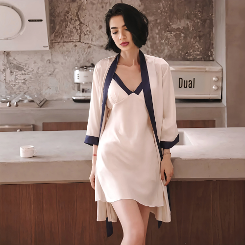 DANAE Σετ Νυχτικού και Ρόμπας  απο μαλακό Ice Silk ύφασμα– Πολυτελή Ένδυση Ύπνου