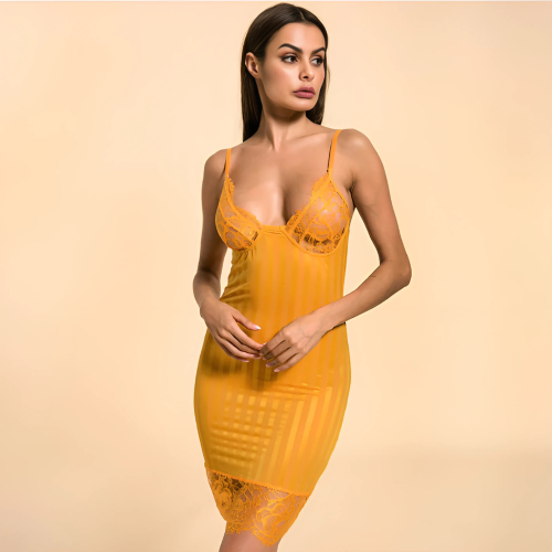 VANESSA Εφαρμοστό νυχτικό με δαντελένιο διάφανο βαθύ μπούστο & σατενιζέ ρίγα