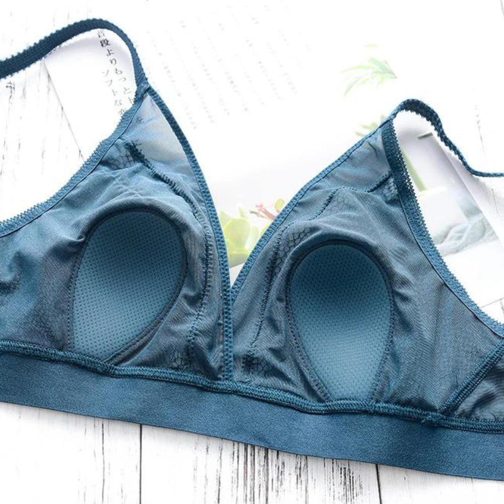 VALERIA Ημιδιάφανο σετ εσωρούχων με φλοράλ μπραλέτ με θήκη τριγωνάκι χωρίς μπανέλα & ασορτί βρακάκι