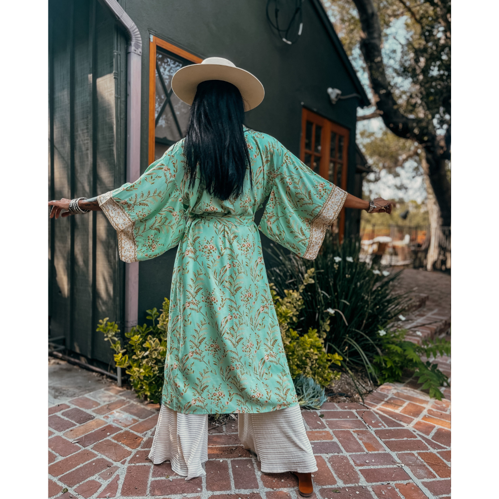 MINT BLOOM Κιμονό παραλίας με λεπτομέρειες λουλουδιών