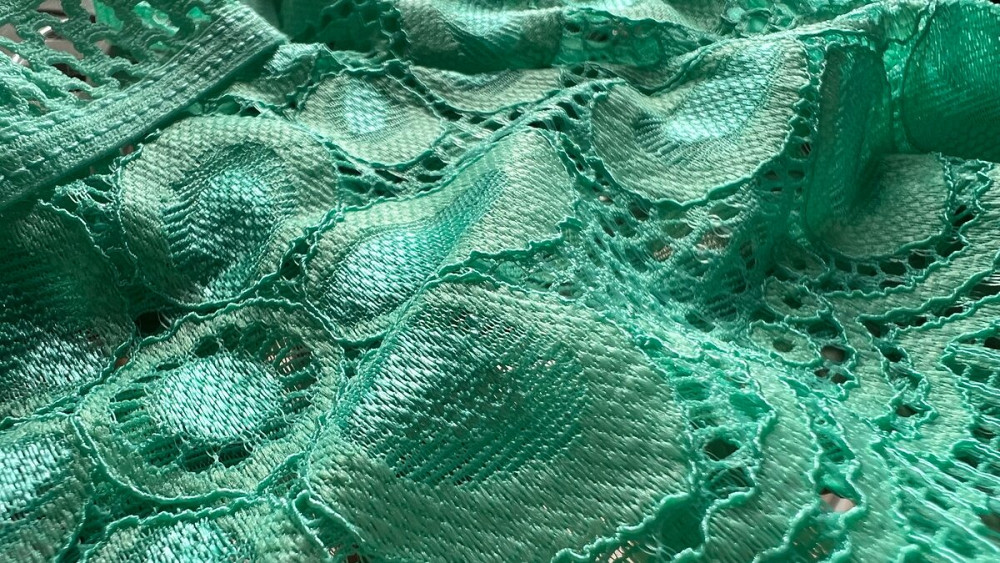 ZOIE Μπραζίλ floral δαντελένιο βρακάκι με απαλή υφή